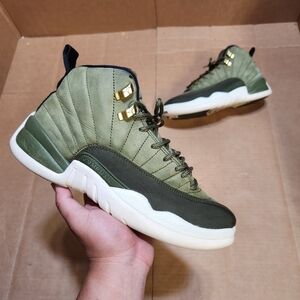 Size 8 - Air Jordan 12 Retro CP3 Class of 2003